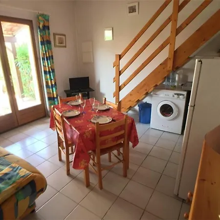T2 Mezzanine Avec Piscine - 6 Pers. - Proche Commerces Et - Fr-1-81-152 Villa *