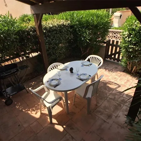Villa T2 Mezzanine Avec Piscine - 6 Pers. - Proche Commerces Et - Fr-1-81-152 Le Barcares